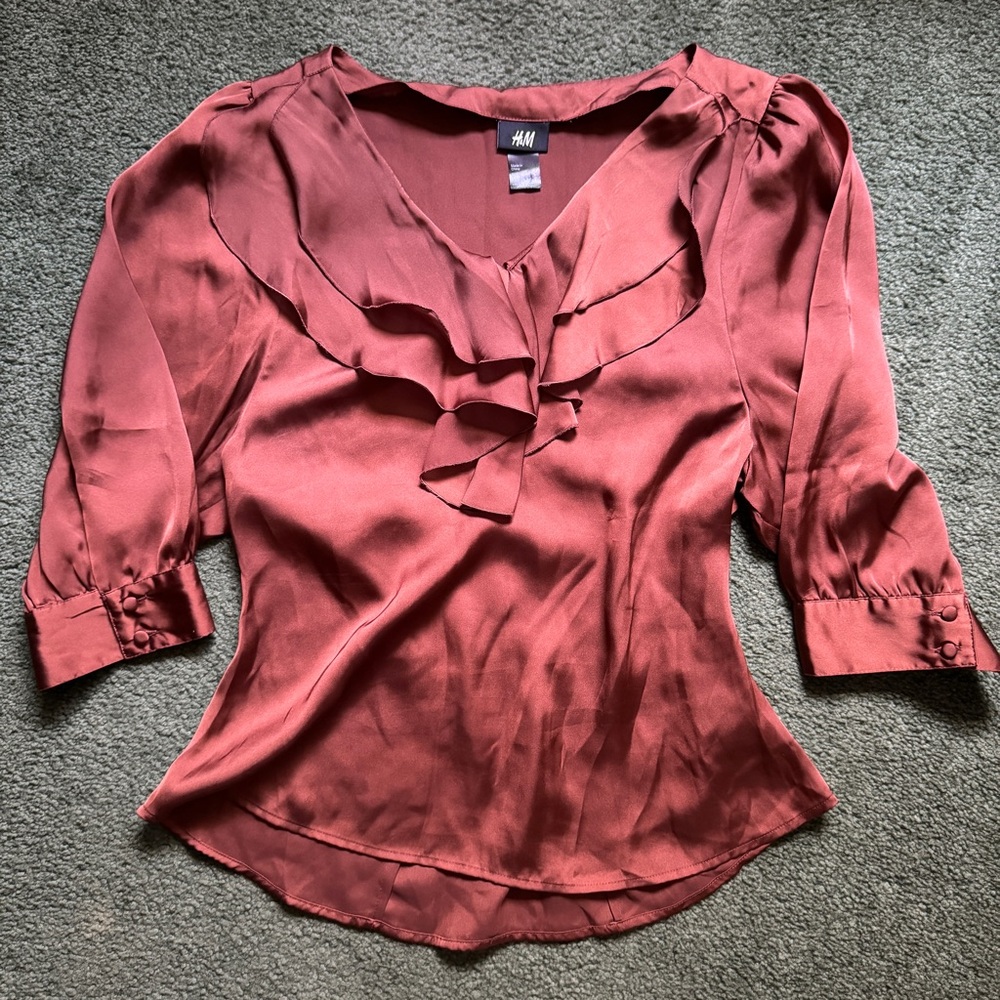 H&M Vintage Style Dark Copper Brown 3/4 Sleeve Satin Ruffle Blouse Size 4 40s